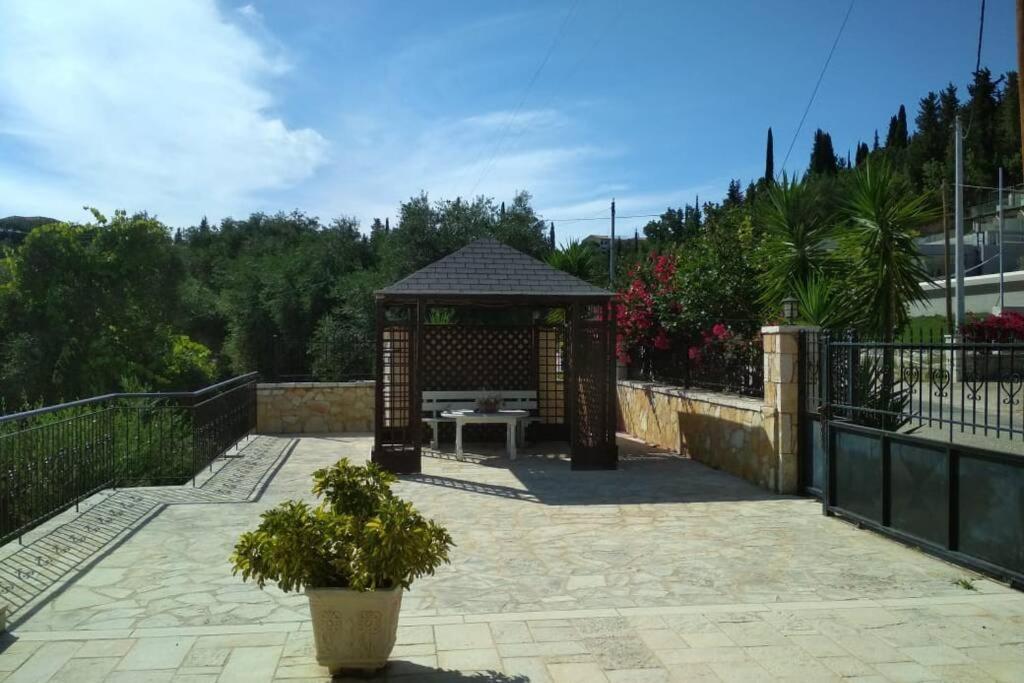 Sea View Apartment Maisonette Sívota Екстериор снимка